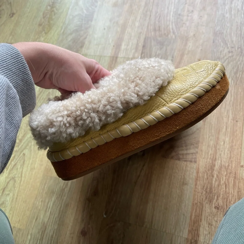 Tory Burch Cornbread Deer Leather Shearling Slipper moccasins Sz 5
